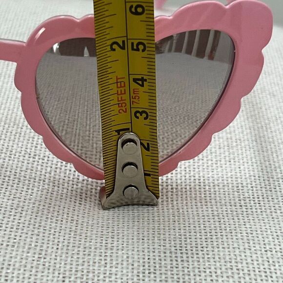 Betsey Johnson, Women\'s Queen of Hearts Sunglasses, Crystal Pink Frames & Case main image 4